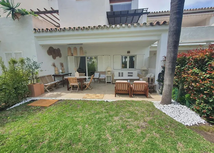 Marbella Villa Monteros